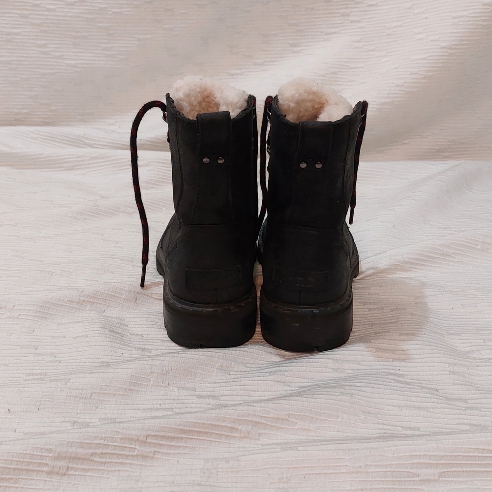 Sorel Black Leather Lace-Up Winter Boots with White Sherpa Tongue Size 7 - Picture 5 of 9
